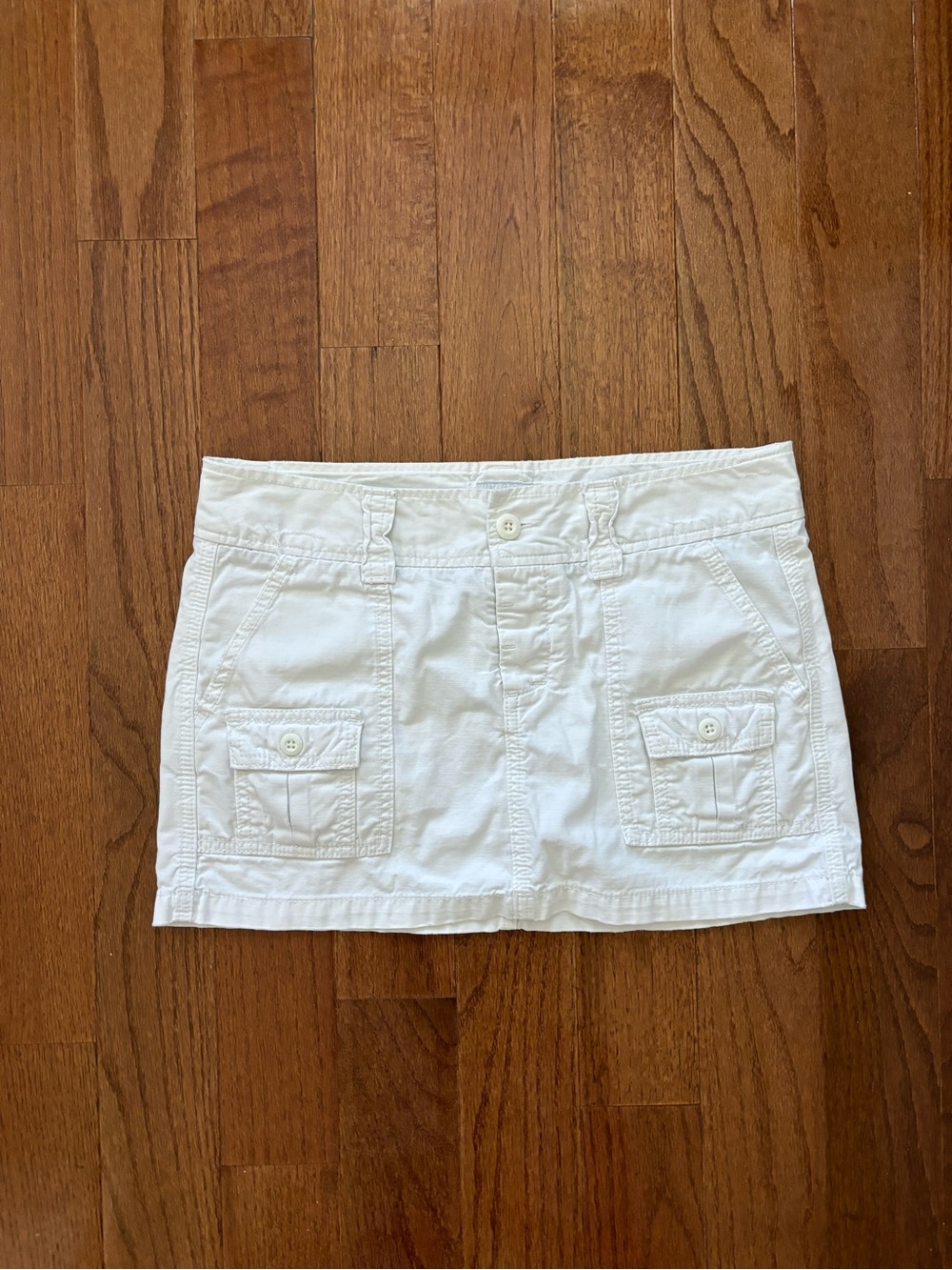 American Eagle bella swan cargo low rise white mini skirt 4 - Picture 3 of 3